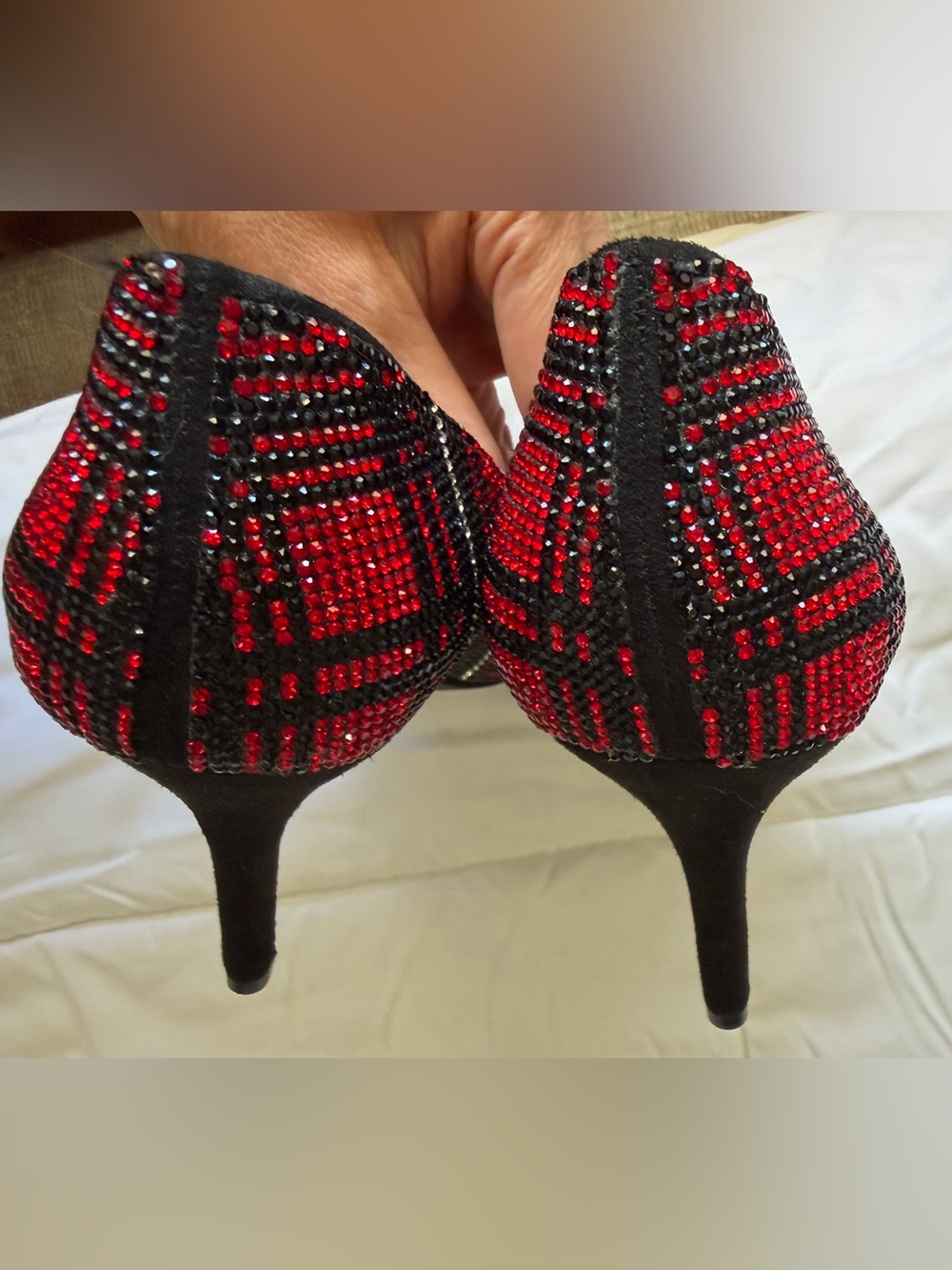 INC elegant RED and BLACK plaid rhinestone stiletto heels - Picture 4 of 10